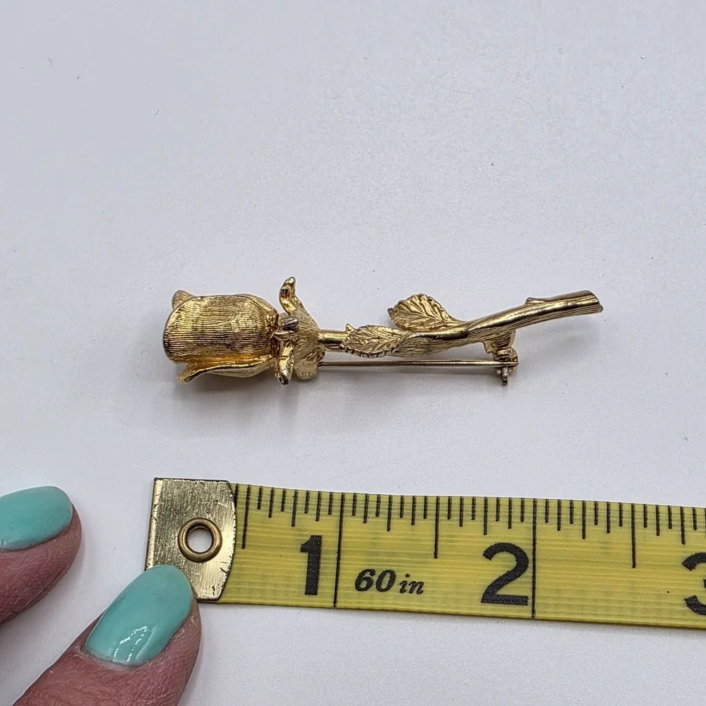 Vintage Tanner II Gold Tone Rose Brooch Long Stem Floral Signed‎ Pin Exquisite